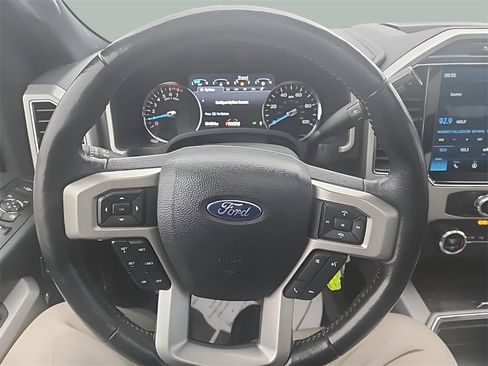 Used 2022 Ford F350 Lariat w/ Tremor Off-Road Package image 15