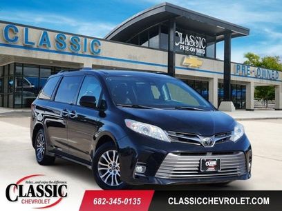 Used 2019 Toyota Sienna XLE