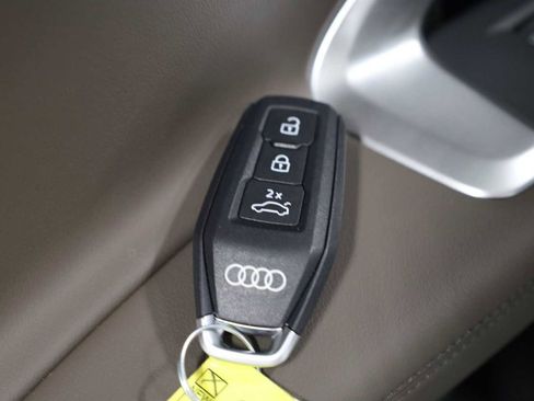 New 2025 Audi Q5 Premium Plus image 40