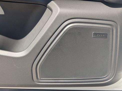 Used 2025 Porsche Macan Turbo image 14