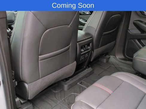 Used 2023 Chevrolet Traverse RS w/ LPO, Floor Liner Package FWD image 18