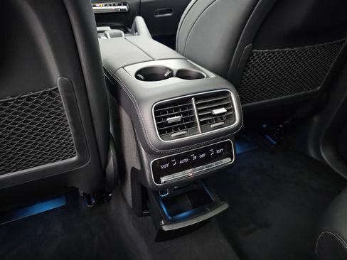 Certified 2023 Mercedes-Benz GLS 450 4MATIC image 24