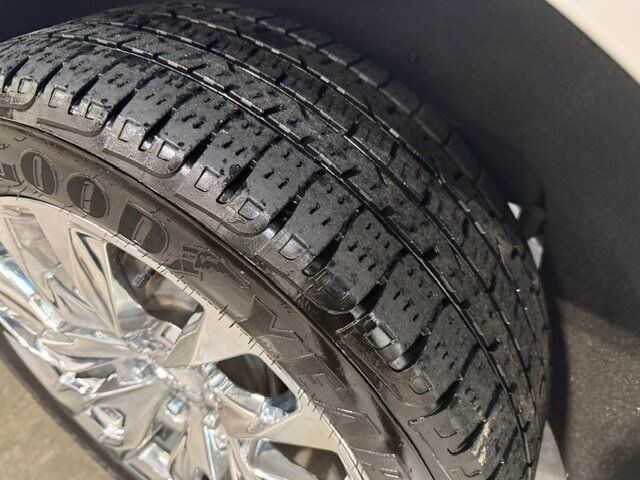 Used 2021 GMC Yukon XL Denali AWD/4WD image 33