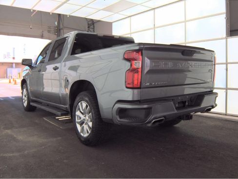 Used 2020 Chevrolet Silverado 1500 Custom w/ Custom Value Package RWD image 6
