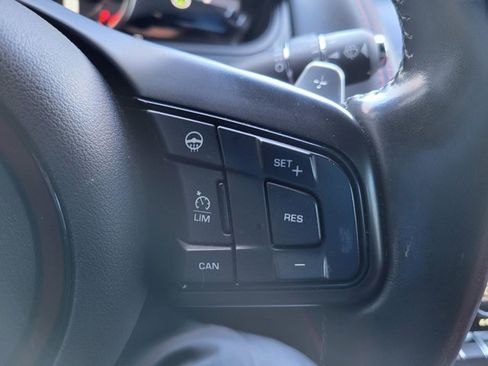 Used 2021 Jaguar F-TYPE Convertible image 31