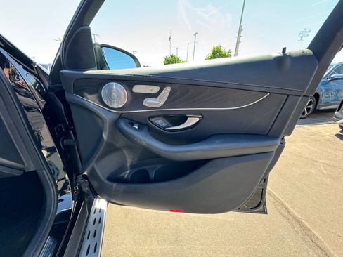 Used 2018 Mercedes-Benz GLC 300 4MATIC Coupe image 25