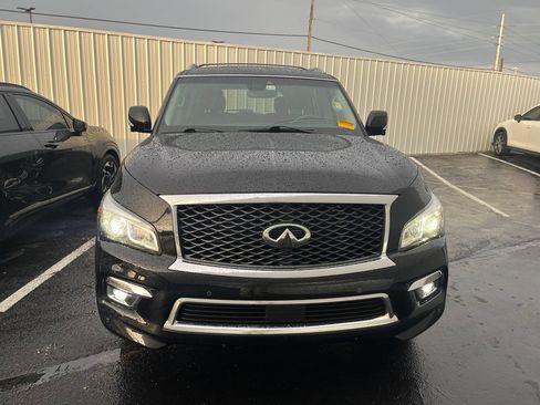 Used 2017 INFINITI QX80 4WD w/ Driver Assistance Package image 6