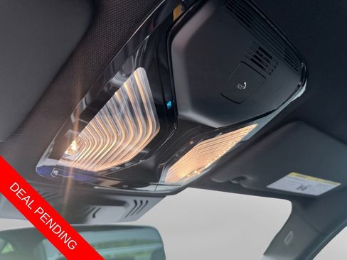 Used 2025 BMW M3 Competition AWD/4WD image 23