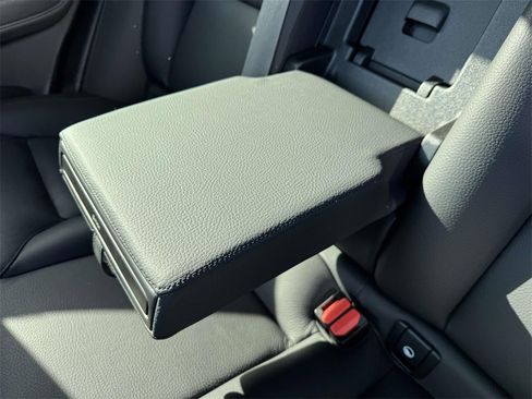 Certified 2023 Volvo XC60 B5 Plus w/ Climate Package image 10