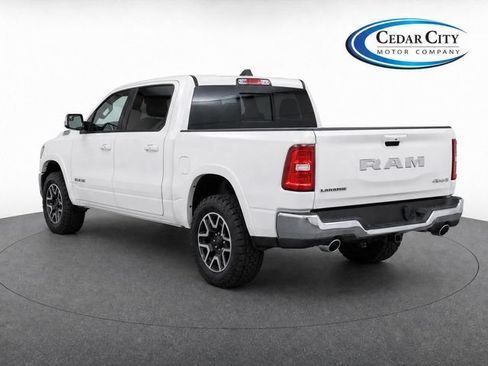 Used 2025 RAM 1500 Laramie AWD/4WD image 3