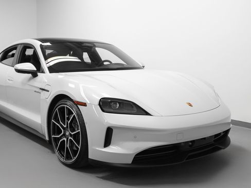 New 2026 Porsche Taycan AWD/4WD image 9