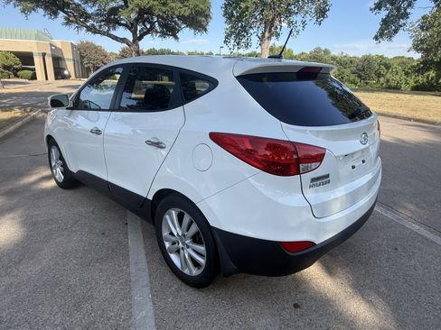 Used 2012 Hyundai Tucson Limited w/ Premium Pkg FWD image 7