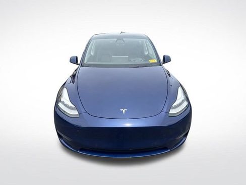 Used 2021 Tesla Model Y Long Range AWD/4WD image 8