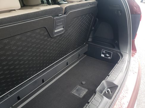 Used 2021 Honda Pilot Touring image 10