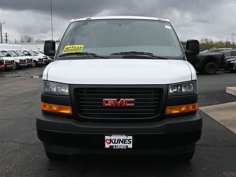New 2026 GMC Savana 2500 w/ Driver Convenience Package image 8