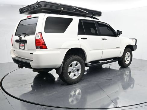 Used 2006 Toyota 4Runner SR5 AWD/4WD image 8
