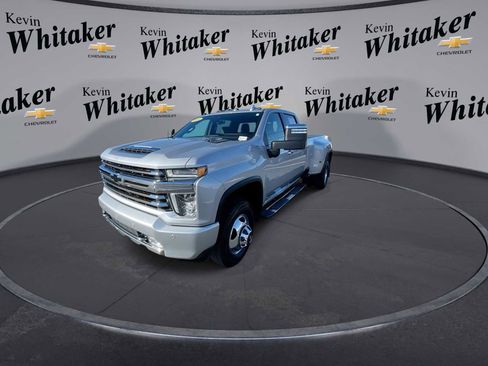 Certified 2022 Chevrolet Silverado 3500 High Country image 4