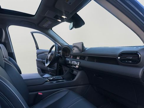 Used 2025 Honda Pilot Elite image 11