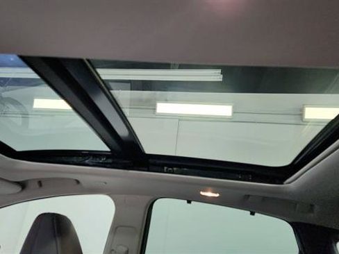 Certified 2025 Nissan Murano Platinum w/ Cargo Package image 16