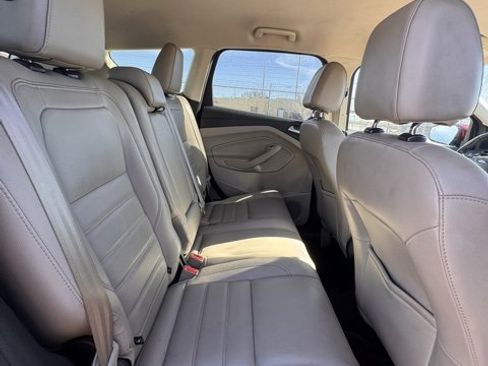 Used 2017 Ford Escape Titanium image 14
