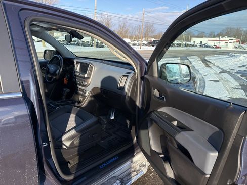 Used 2018 Chevrolet Colorado Z71 w/ Centennial Edition image 25