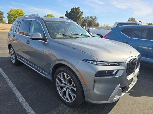 Used 2024 BMW X7 xDrive40i AWD/4WD image 2