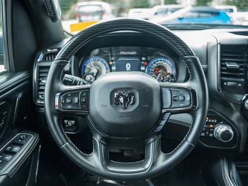 Certified 2022 RAM 1500 Limited w/ Night Edition AWD/4WD image 37