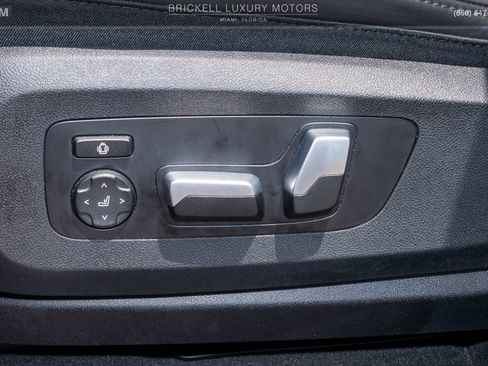 Used 2024 BMW X5 sDrive40i w/ Parking Assistance Package RWD image 33