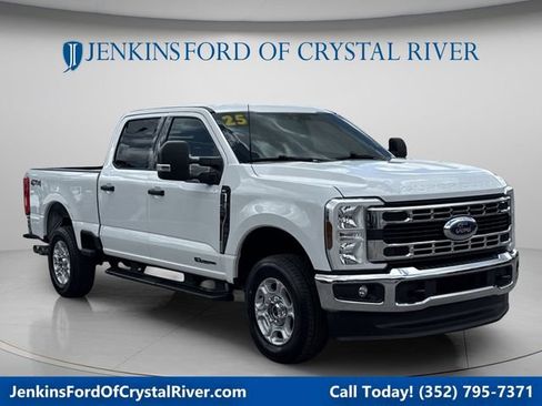 Certified 2025 Ford F250 XLT AWD/4WD image 1