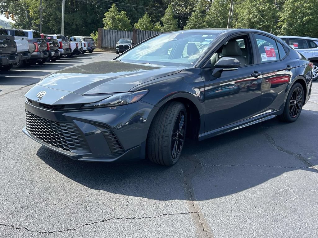 New 2026 Toyota Camry Hybrid FWD image 7