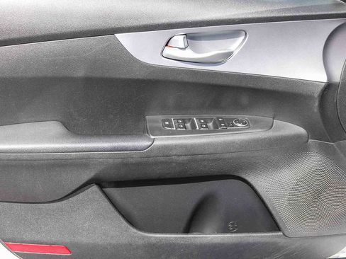 Used 2022 Kia Forte Sedan FWD image 20