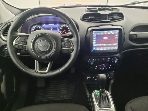 Used 2022 Jeep Renegade Latitude w/ Convenience Group AWD/4WD image 22