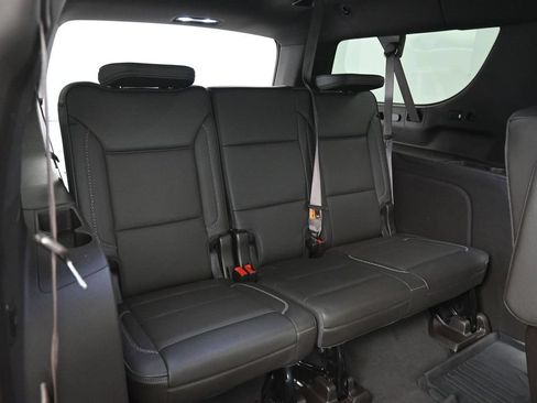Used 2022 GMC Yukon XL Denali AWD/4WD image 24