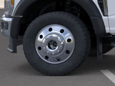New 2026 Ford F450 XLT w/ XLT Value Package image 19