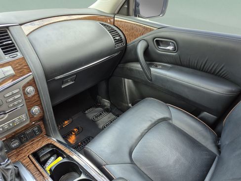 Used 2019 Nissan Armada SL w/ Premium Package RWD image 16