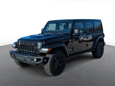 Certified 2019 Jeep Wrangler Unlimited Sahara w/ Quick Order Package 24M Moab image 4