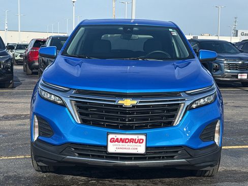 Used 2024 Chevrolet Equinox LT image 3