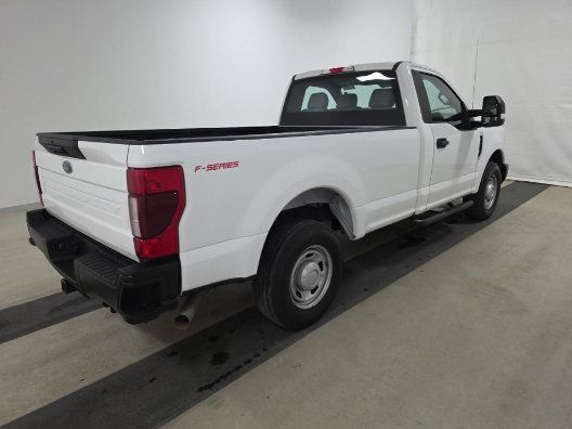 Used 2018 Ford F250 XL w/ Power Equipment Group RWD image 3