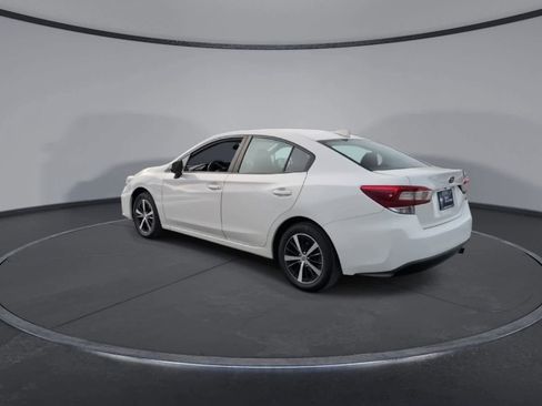 Used 2019 Subaru Impreza 2.0i Premium image 6