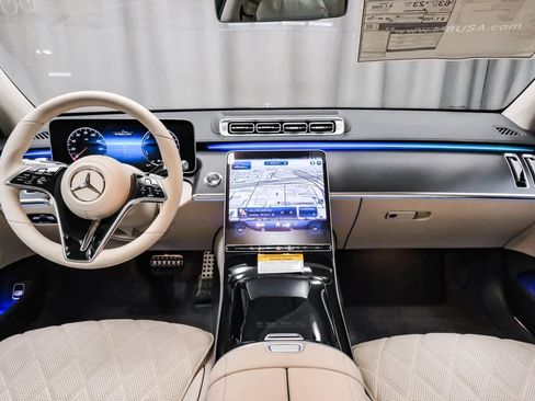 New 2025 Mercedes-Benz S 580e 4MATIC Sedan image 13