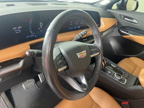 Used 2024 Cadillac XT4 Sport FWD image 28