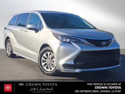 Used 2022 Toyota Sienna LE