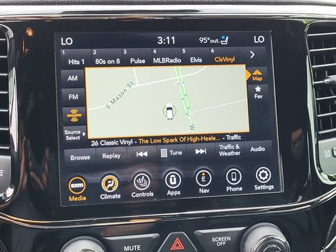 Used 2020 Jeep Grand Cherokee High Altitude AWD/4WD image 17