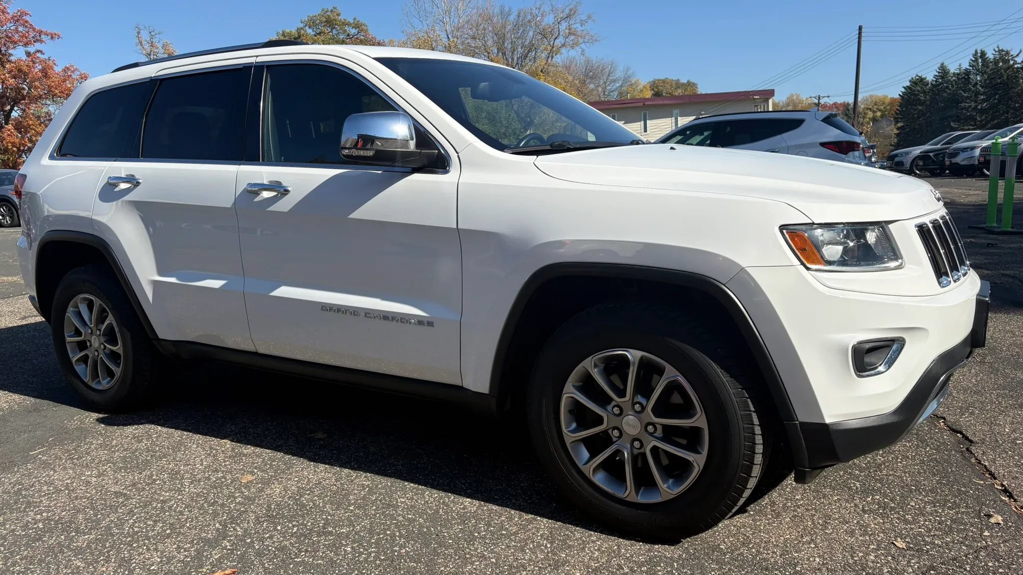 Used 2014 Jeep Grand Cherokee Limited AWD/4WD image 12