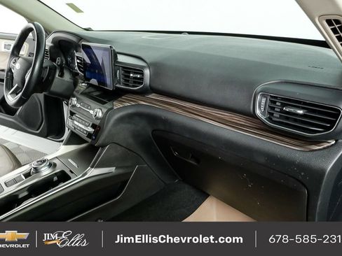 Used 2020 Ford Explorer Limited w/ Class III Trailer Tow Package image 26