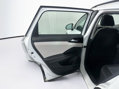 Used 2025 Volkswagen Taos S FWD image 27