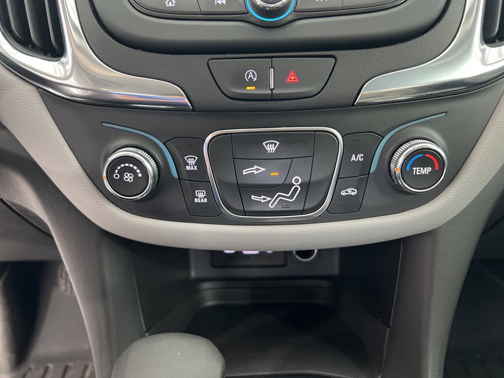 Used 2023 Chevrolet Equinox LS w/ LS Convenience Package FWD image 17