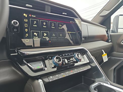 New 2026 GMC Sierra 3500 Denali w/ Denali Reserve Package image 26