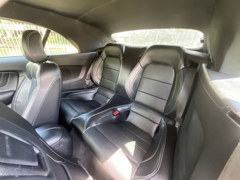 Used 2019 Ford Mustang GT Premium w/ Equipment Group 401A RWD image 10