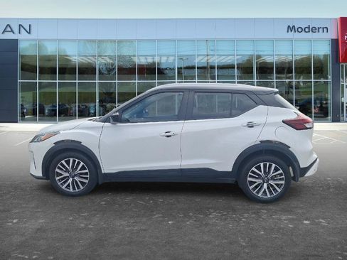 Used 2024 Nissan Kicks SV FWD image 7